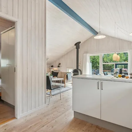 Дом отдыха Beautiful In With Kitchen *