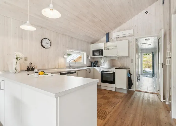 Beautiful In With Kitchen