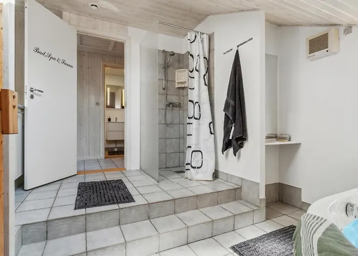 Beautiful In With Kitchen * Neksø